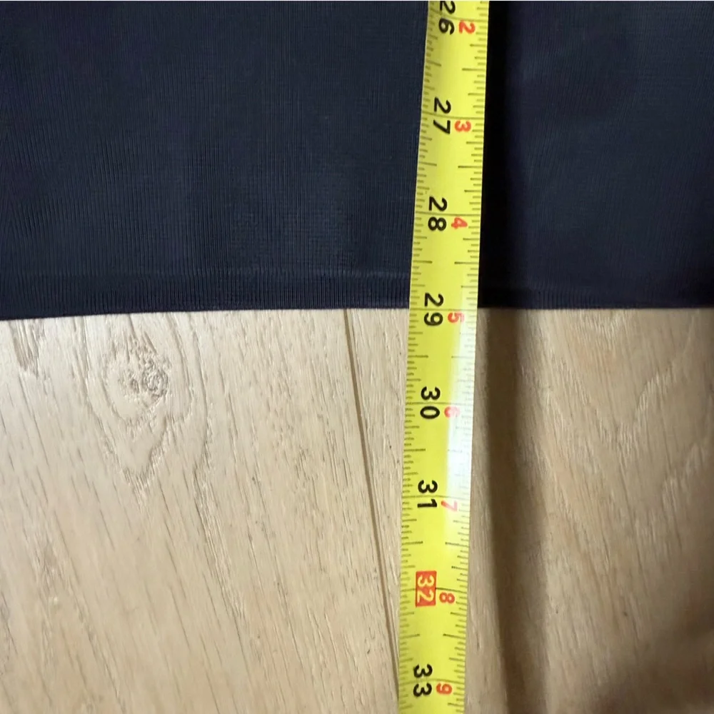 Champion Vintage Reverse Weave Hoodie Black Red Varsity “C” Patch Size Medium - Picture 5 of 8